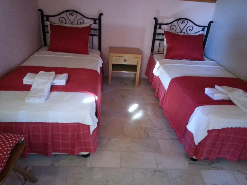 Antik Motel Alaçatı Esterno foto